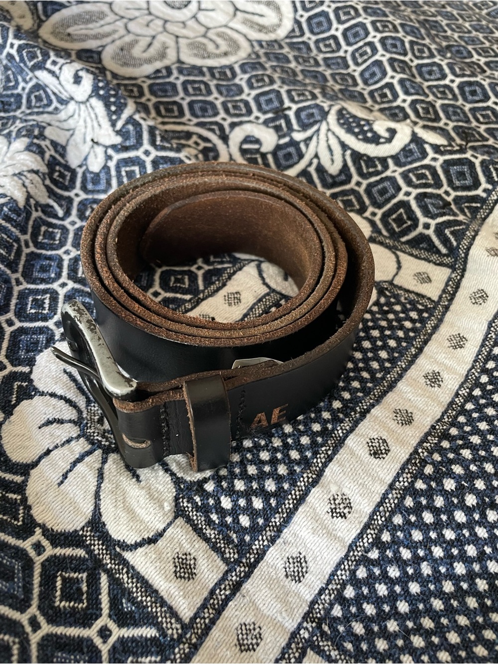 American eagle black leather belt